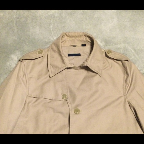 Trench coat - Picture 2 of 3